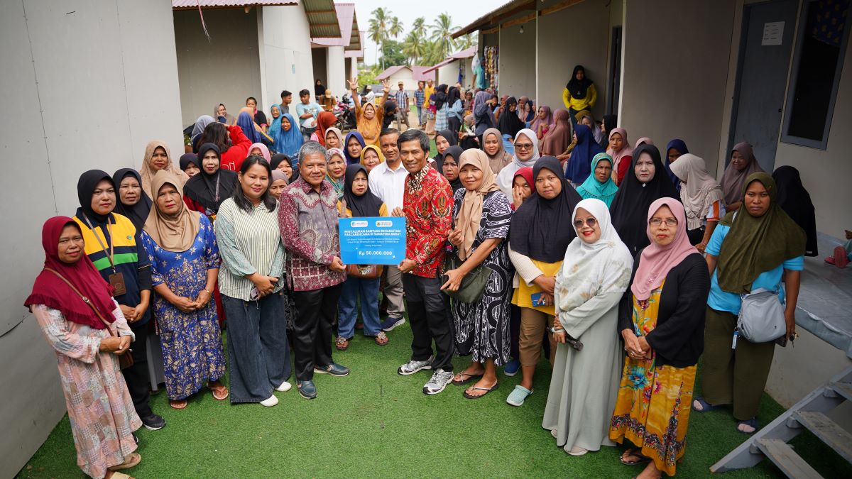 Penyerahan bantuan Penyerahan bantuan