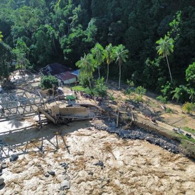 Batu Busuk Kelurahan Lambung Bukit, Kecamatan Pauh, Kota Padang, Sumatera Barat