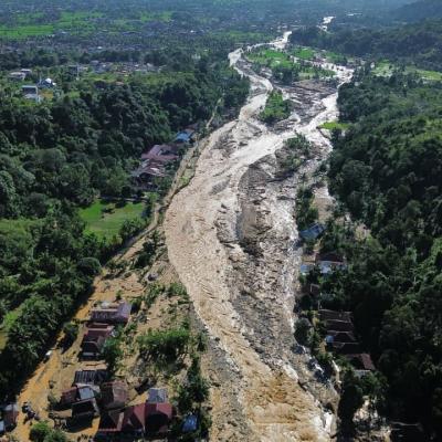 Batu Busuk Kelurahan Lambung Bukit, Kecamatan Pauh, Kota Padang, Sumatera Barat